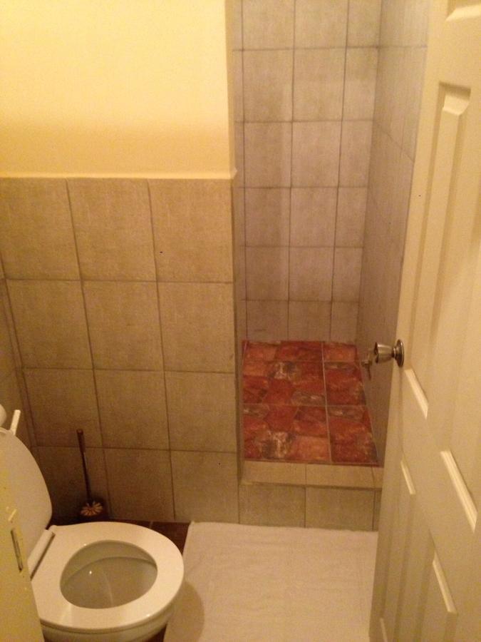 Studio 27 Inn Piarco エクステリア 写真